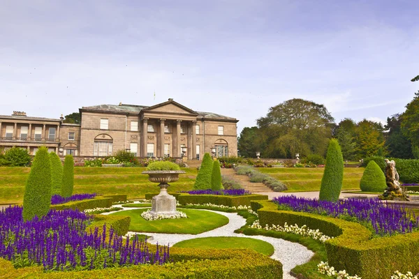 Ancien manoir historique dans le Cheshire, Royaume-Uni . — Photo