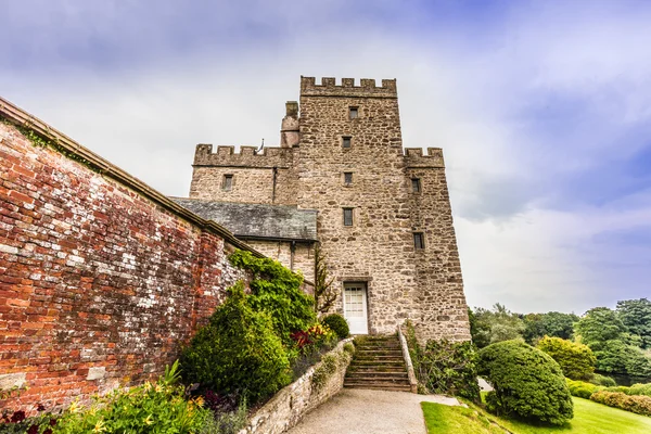 Średniowieczny zamek w Anglii. — Zdjęcie stockowe