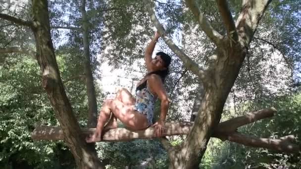 Roma Daki Parktaki Kızın Portresi — Stok video