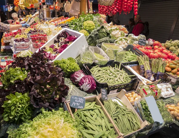 Produtos hortícolas no mercado — Fotografia de Stock