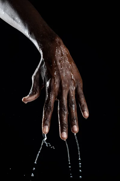 Africano Mãos Homem Interagindo Com Água — Fotografia de Stock