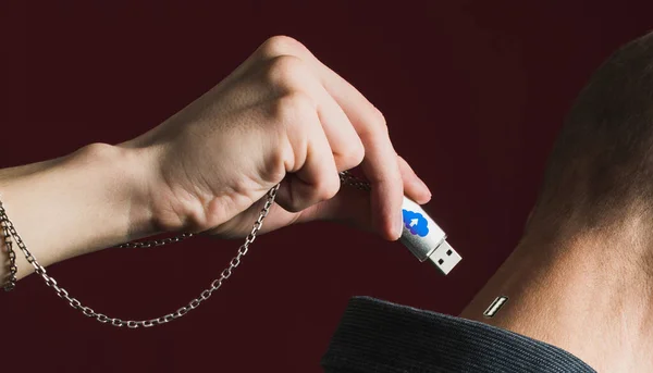 Collage Hand Van Een Man Die Een Usb Stick Aan — Stockfoto