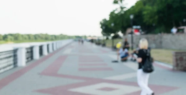 Una Imagen Borrosa Del Parque Recreativo Pueblo Con Una Fuente —  Fotos de Stock