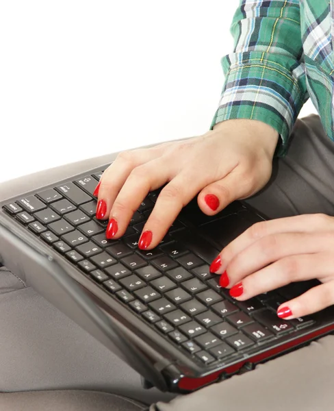 belgili tanımlık netbook ile kız
