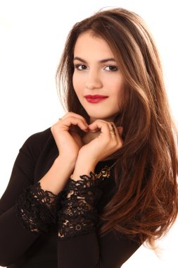 siyah elbiseli etkili genç kadın