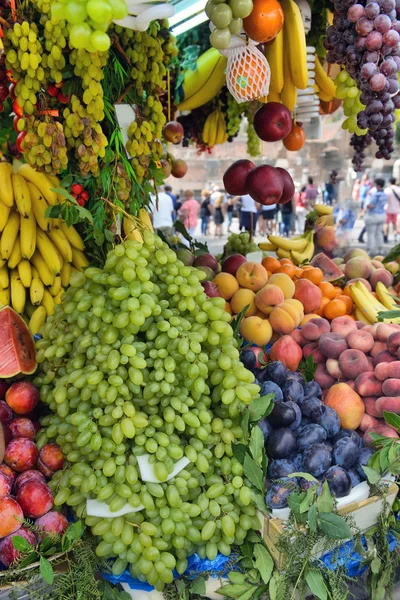 Mercato della frutta in mostra — Foto Stock
