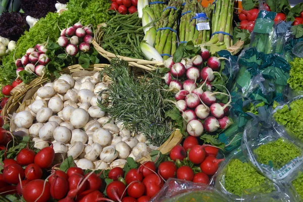 Sebze süpermarket sergilenen — Stok fotoğraf