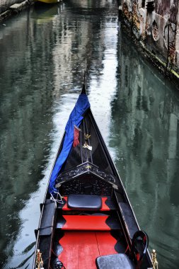  Venedik 'te Kanal' da Gondollar