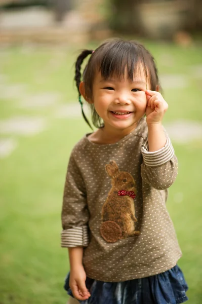 Asian Chinese Girl Playing Garden — Stock Photo, Image