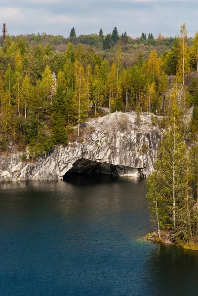 Ruskeala Mountain Park Wahrzeichen Russlands Marmorfelsen Steinbruchlandschaft Karelien — Stockfoto