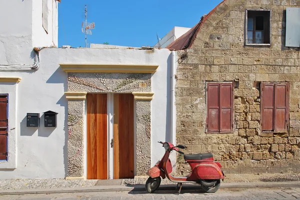在希腊的旧摩托车 — 图库照片#