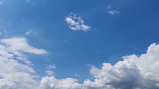 Hermoso Cielo Azul Con Fondo Nubes Cielo Con Nubes Meteorológicas — Vídeos de Stock