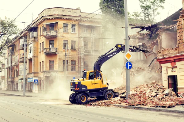 Demolición del antiguo edificio —  Fotos de Stock