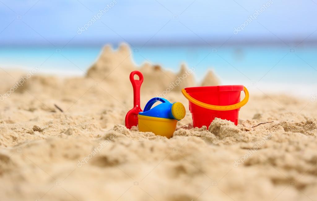 beach toys sand castle