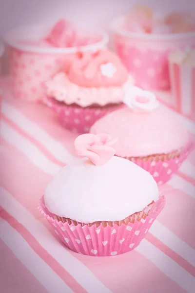 Mesa de sobremesa na festa de meninas — Fotografia de Stock