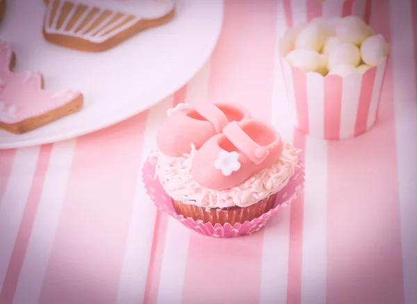 Mesa de sobremesa na festa de meninas — Fotografia de Stock