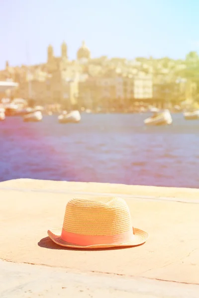 Chapeau en vacances en été Malte — Photo