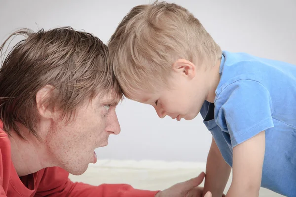 Conflito entre pai e filho — Fotografia de Stock