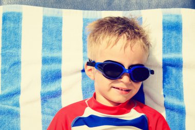 şirin mutlu küçük çocuk, beach tatil