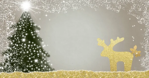 黄金の輝きとモミの木のトナカイのシルエット メッセージのためのスペースとクリスマスの挨拶のためのエレガントな境界線 パノラマ画像 — ストック写真