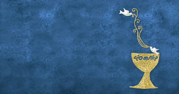 カードの招待状の背景だ 金の輝きの洗礼フォントとテキストと写真のための空のスペースと青の背景に装飾を保持する2つの鳩 — ストック写真