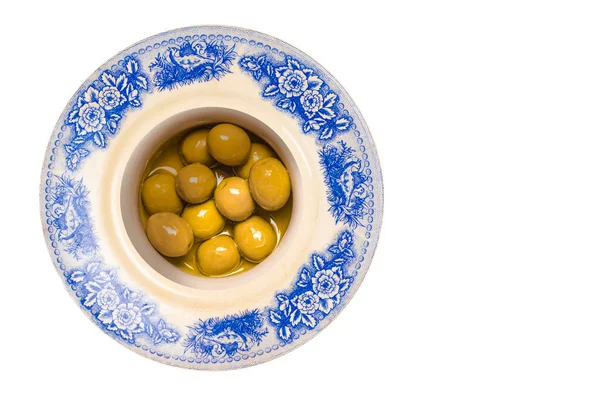 Olives Vertes Salées Huile Olive Dans Une Assiette Vintage Isolée — Photo