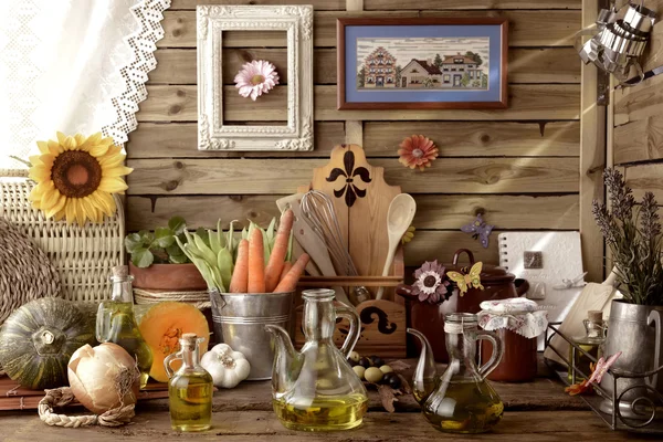 エキストラバージン オリーブ オイルと有機食品 — ストック写真