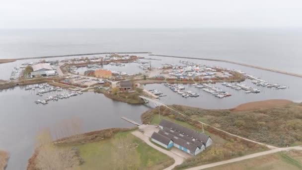 Εναέρια Πλάνα Από Λιμάνι Brndby Havn Νότια Της Κοπεγχάγης Δανία — Αρχείο Βίντεο