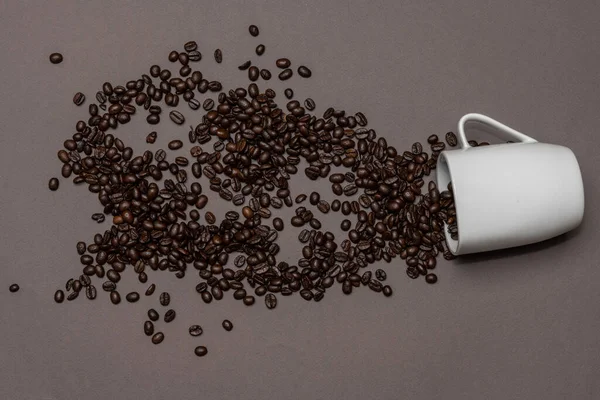 Roasted Coffee Beans Spread Out Coloured Background Beans Have Been — Stock Photo, Image