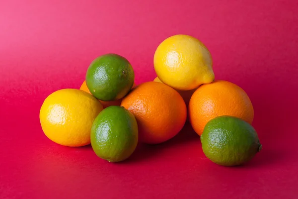 Limes, oranges, lemons, stock picture — Stock Photo, Image