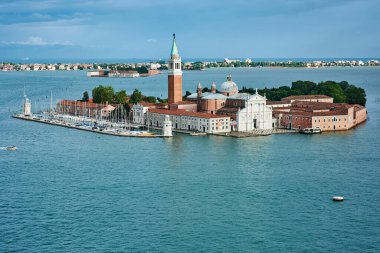 İtalya, Venedik 'teki ana adadan San Giorgio Maggiore Kilisesi manzarası.