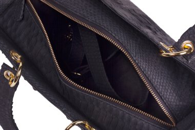 Moda lüks yılan derisi (piton) çanta çantası, Bali adasında el yapımı, beyaz bir arka plan üzerinde izole