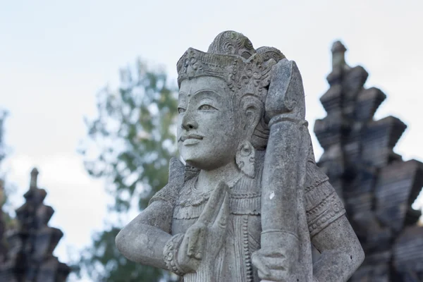 Bali dili taş heykel. Bali Adası, Endonezya. — Stok fotoğraf
