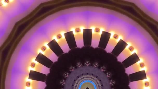 Caleidoscopio abstracto fondo hipnótico. Filmado en una fiesta de moda. — Vídeos de Stock