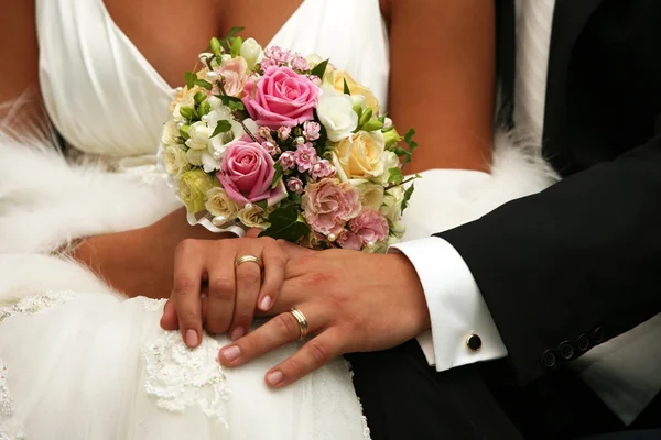 Casal recém-casado — Fotografia de Stock