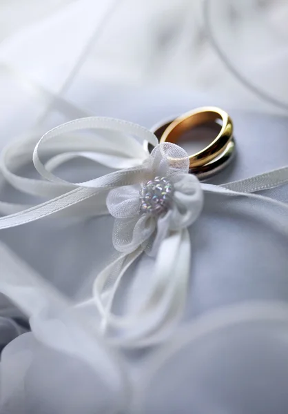 Wedding rings — Stock Photo, Image