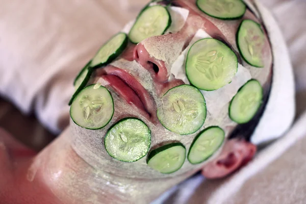 Mask from cucumbers — Stock Photo, Image