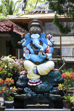 Ganesh Hindistan tanrısıdır.