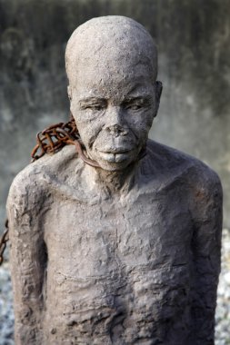 Afrikalı köle ticaret heykeli