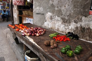 Meyve ve sebze satıcıları teklif