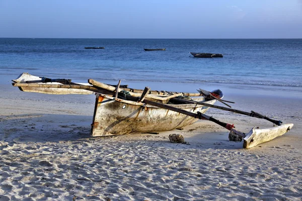 Boten op het strand — Stockfoto