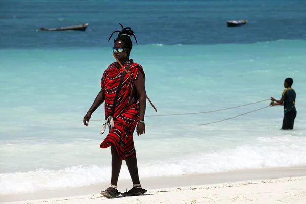 Maasai en la playa — Foto de Stock