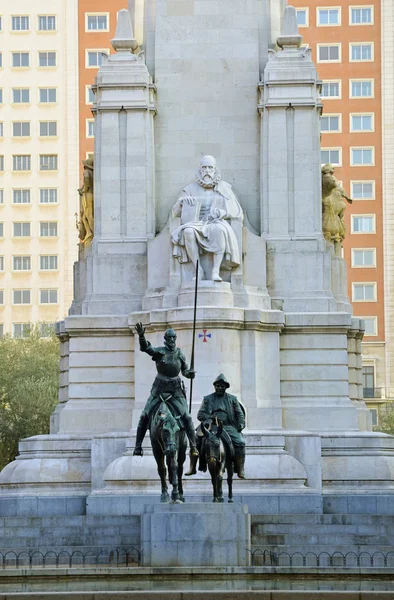 Monumento a Cervantes, Don Quixote e Sancho Panza. Madrid, Espanha Imagens Royalty-Free