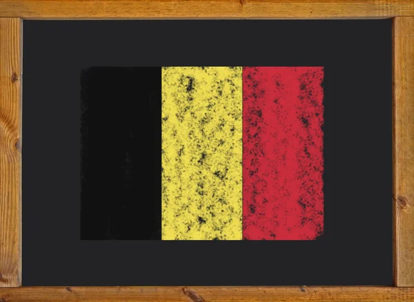 België vlag op een schoolbord — Stockfoto