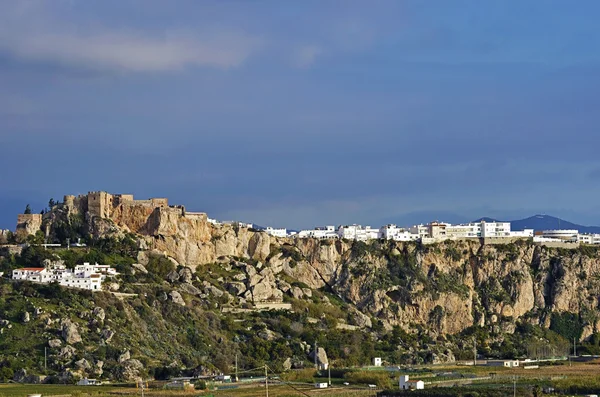 The castle and white houses in the Spanish town of Salobrena, Andalusia — Stok fotoğraf