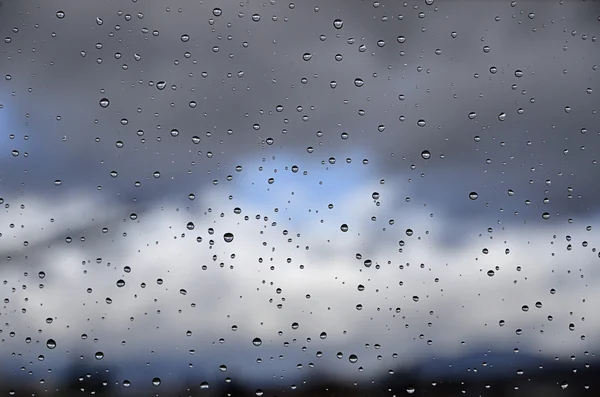 Raindrops on the glass — Stock Photo, Image