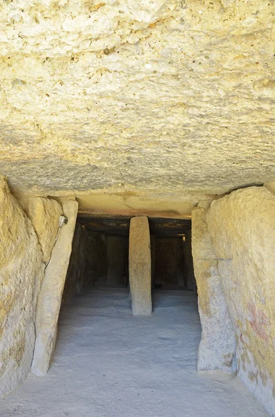 Přístup k dolmen Menga v Antequera, Malaga — Stock fotografie