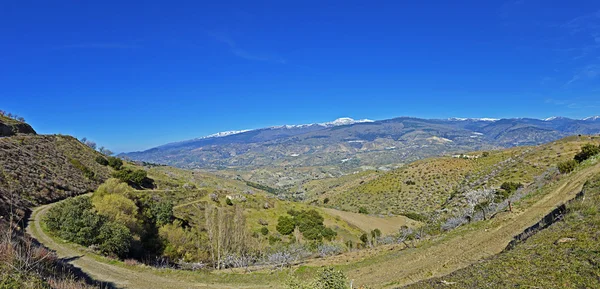 Sierra Nevada (Granada, İspanya), La Contraviesa gelen