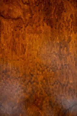 Antika cilalanmış maun yüzeyinin dokusu..