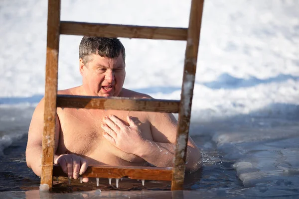 Man Plunges Ice Hole Winter Festival Baptism Jesus Man Swims — Stock Photo, Image